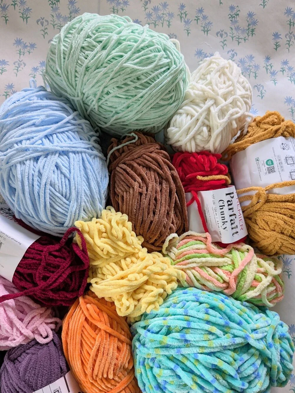 Group Chenille and Blanket Yarn Bernat Premier Parfait Chunky Sweet Snuggles Lot